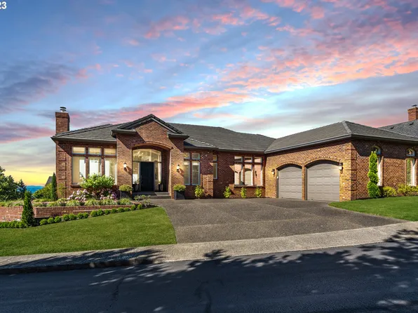 1930 NW Cedar Ridge Dr, Portland, OR 97229