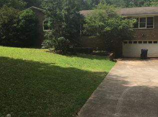 401 Cook Dr, Ellenwood, GA