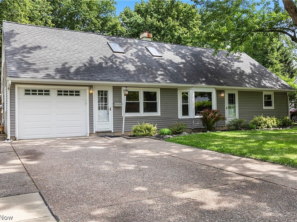 1st image of 4905 Pinewood Dr