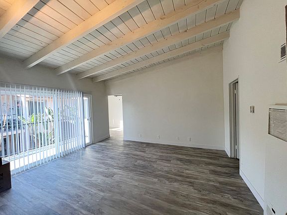 3rd image of 3608 Keystone Ave #12-13
