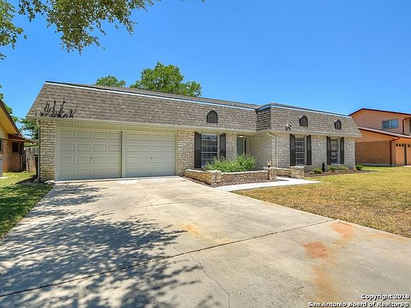 2nd image of 307 Downshire Dr