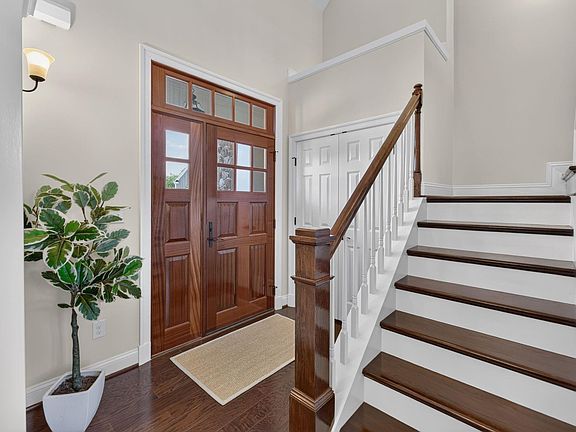 5th image of 1410 Hillbrook Ct