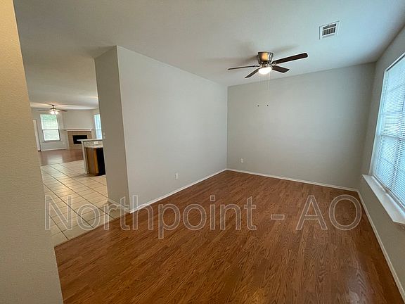 4th image of 7200 Starwood Dr