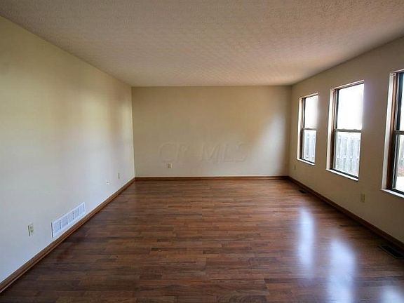 4th image of 5978 Heritage Farms Ct