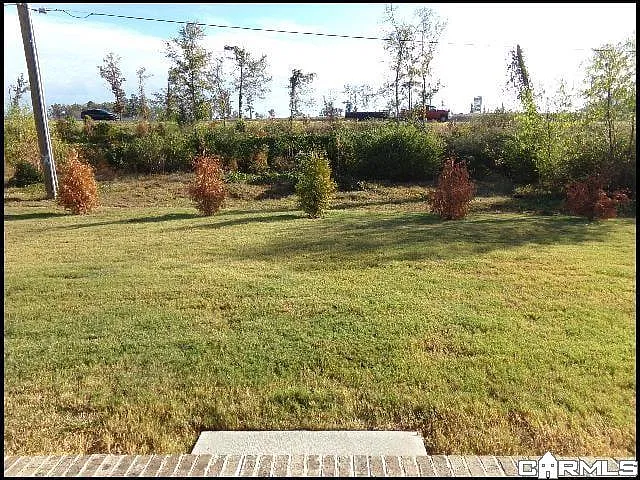 3 bed, 2.0 bath, 1522 sqft, $2,100 — Photo 3