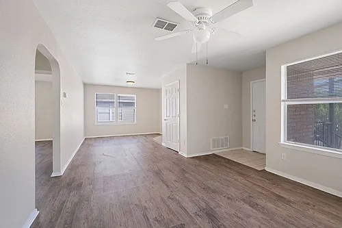 2214 Katy Ln #2214A Photo 1