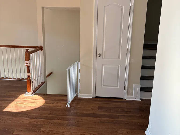 7071 Ingrahm Dr — Photo 5