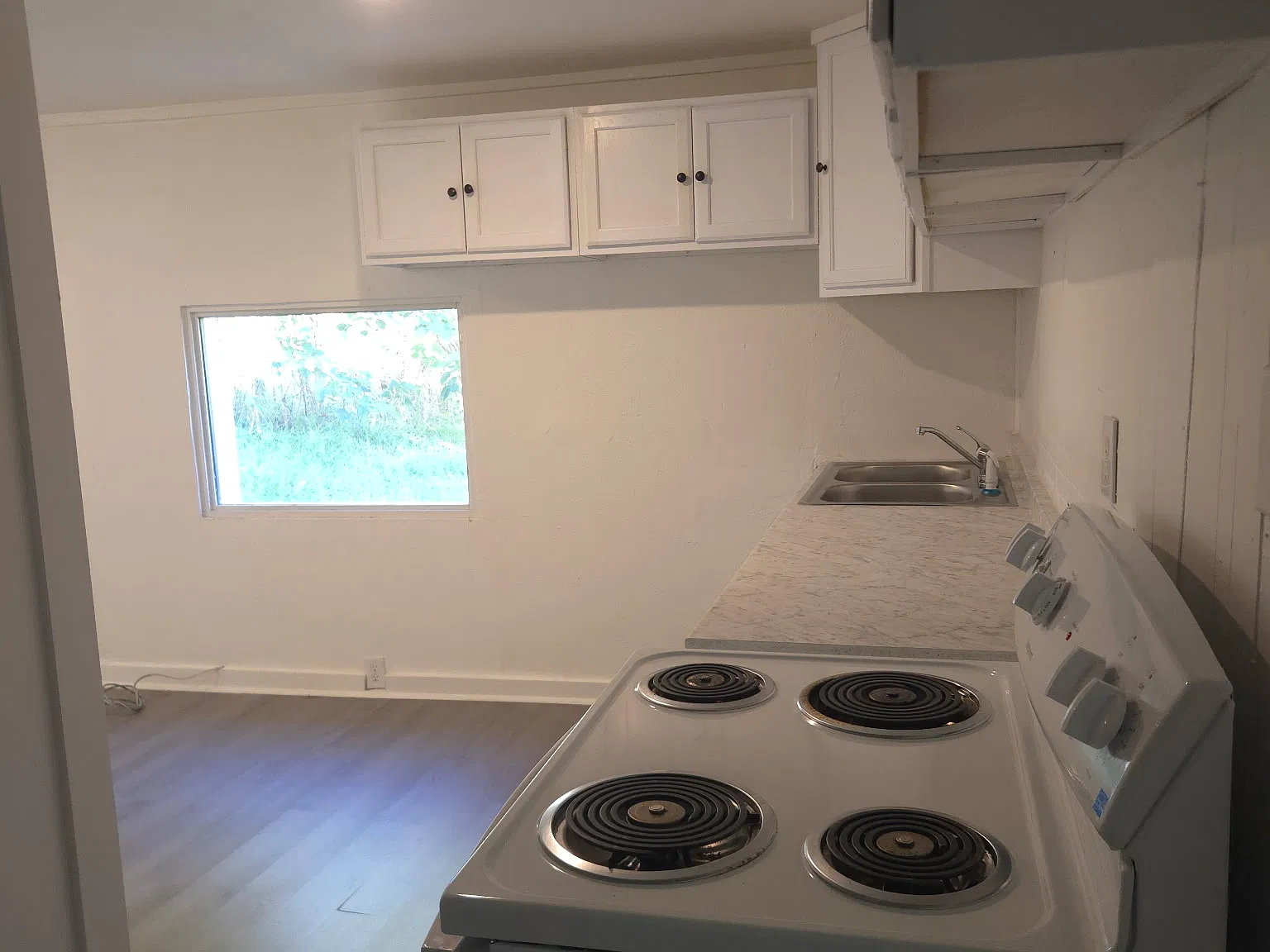 1 bed, 670 sqft, $935 — Photo 3