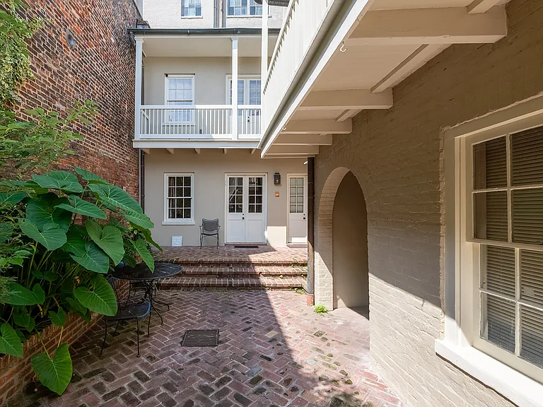 1018 Bienville St #2 — Photo 30