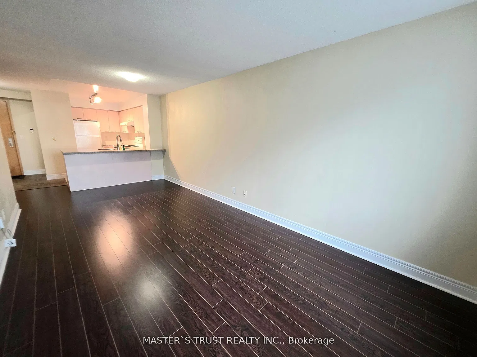 1 bed, $2,200 — Photo 4