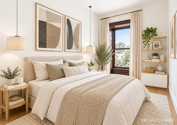 Bedroom, photo 1
