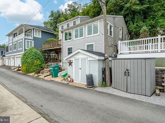 4th image of 70 Boathouse Rd