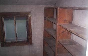 4th image of 330 N Linden St