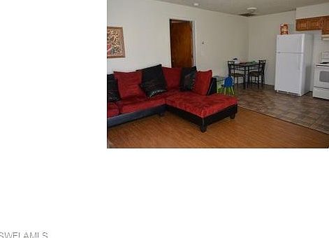 3rd image of 300 Hubbard Ave #2