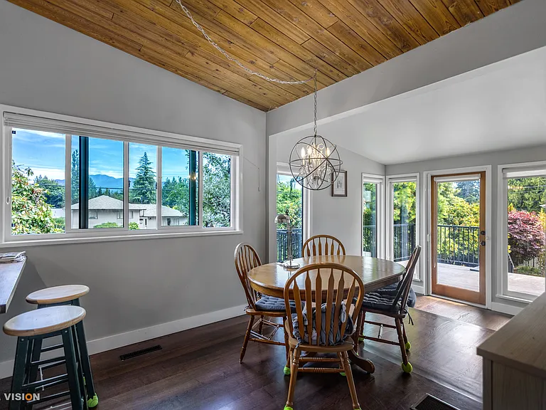 1630 Balmoral Ave — Photo 8