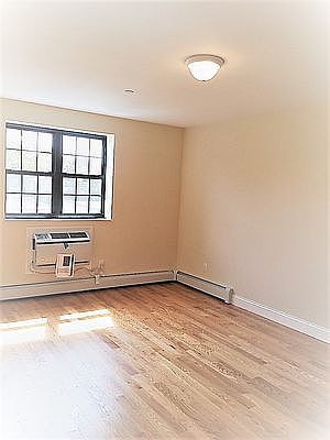 4th image of 28-29 35th St #4F
