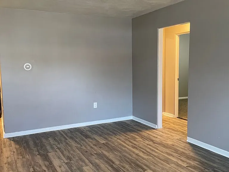 1166 W Lilley Ave — Photo 26