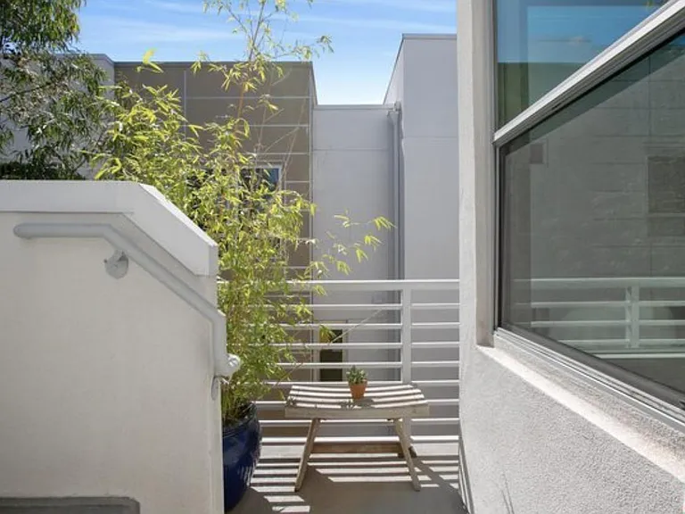 2200 Fox Ln — Photo 34