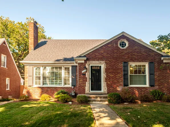 254 Mount Vernon St, Grosse Pointe, MI 48236
