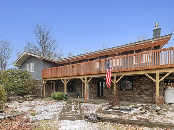 3430 Whengreen Rd, Nicholson, PA 18446
