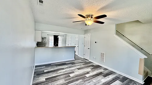 5001 Grandeur Ave Photo 1