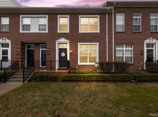 14465 Vauxhall Dr, Sterling Heights, MI