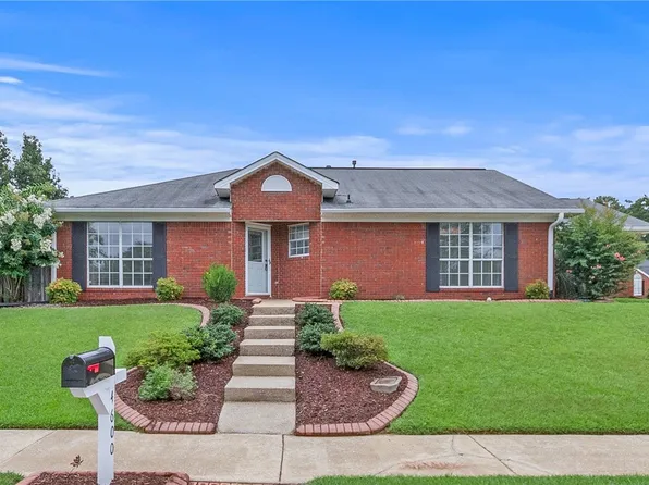 4600 Madison Cir, Northport, AL 35475