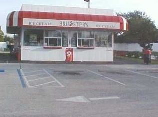 1836 W Lumsden Rd, Brandon, FL 33511