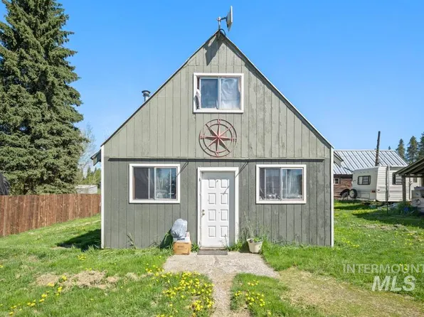 5586 Highway 8 E, Deary, ID 83823