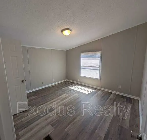 87 Patriots Way — Photo 12