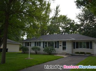 1026 Market St S, Shakopee, MN 55379
