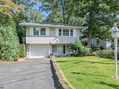 18 Cascade Way, Butler, NJ, 07405