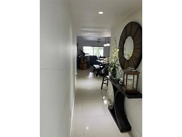 Building Photo - 1155 NW 123rd Ct
