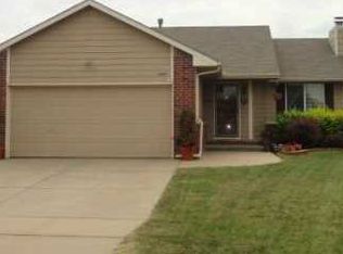 1649 Springfield St, Goddard, KS 67052