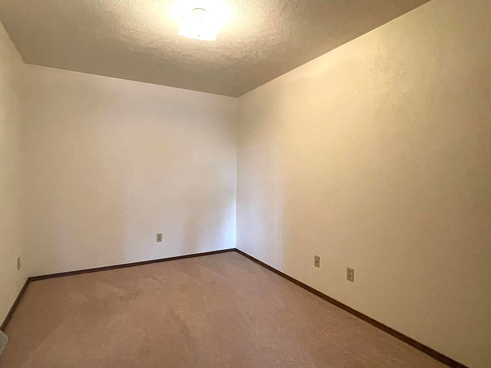 1751 Eldorado Dr Green Bay, WI, 54302 Apartments for Rent Zillow