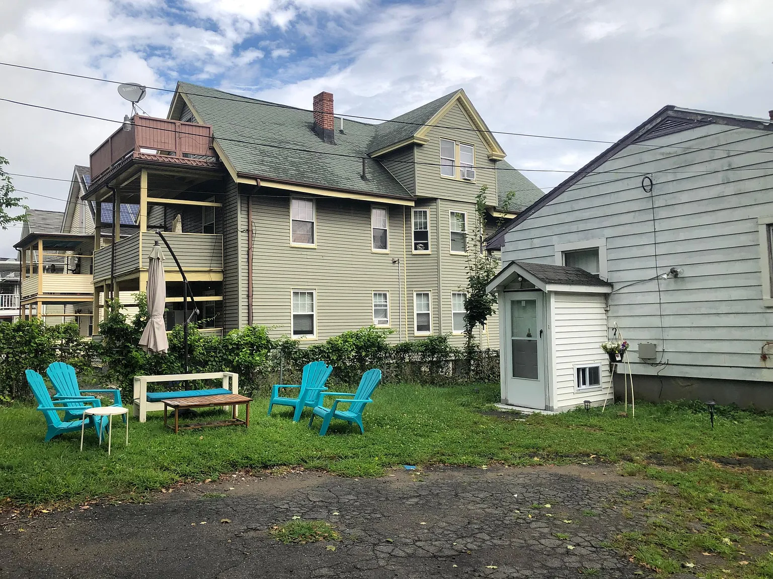 2 bed, 350 sqft, $2,000 — Photo 1