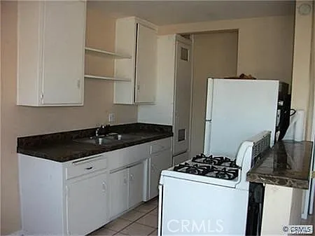 2156 Gaviota Ave — Photo 8
