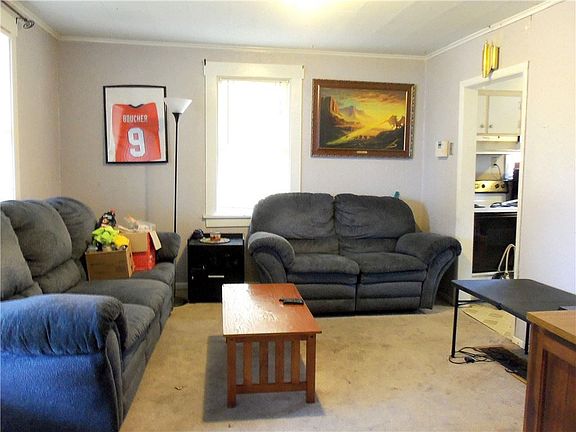 3rd image of 1025 Bruce St
