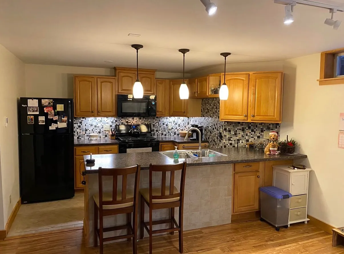 1 bed, 900 sqft, $1,850 — Photo 1