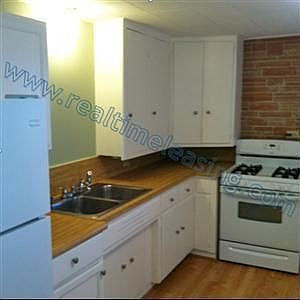 1st image of 872 Jackson St