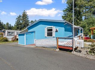 1920 Shorepines Dr, Coos Bay, OR 97420