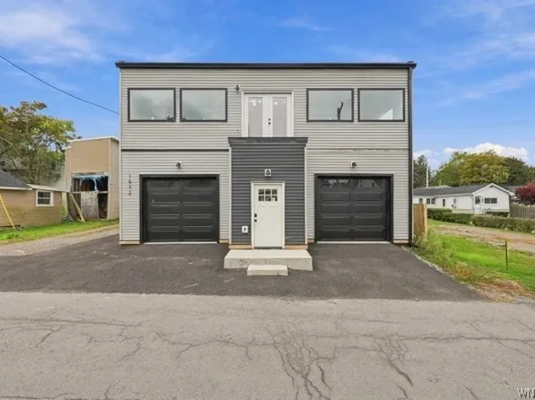 1572 Van Buren, Olcott, NY 14126