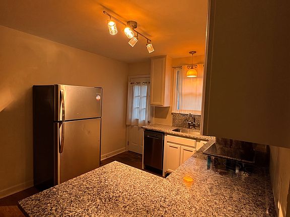 3rd image of 4901 Teton Dr #B