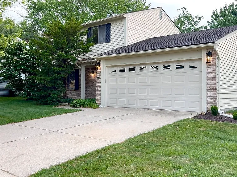 1073 Rue Willette Blvd — Photo 1