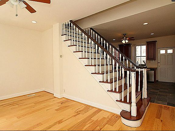 5th image of 4713 Umbria St