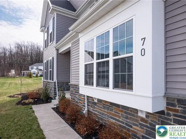 70 Kate Ct, Easton, PA 18042