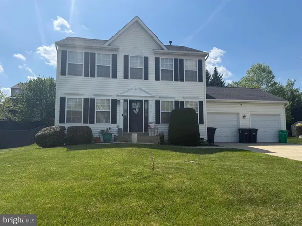 9815 Hummingbird Ln, Upper Marlboro, MD 20772