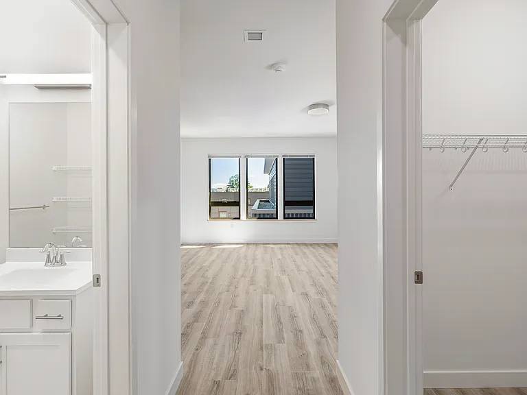 Sunset House — Photo 35