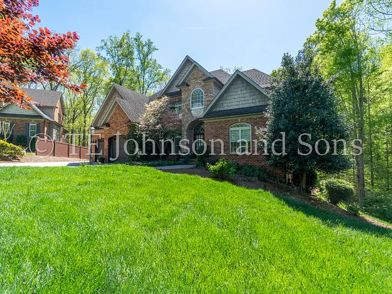 1112 Oakencroft Ct — Photo 62
