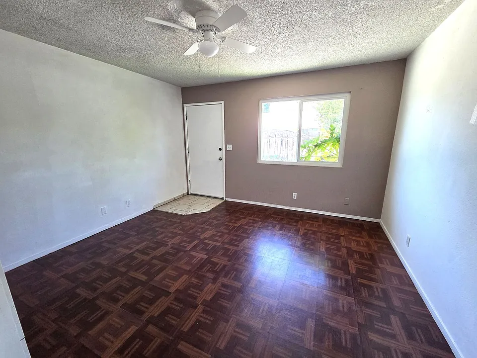 460 N Elmwood Ave